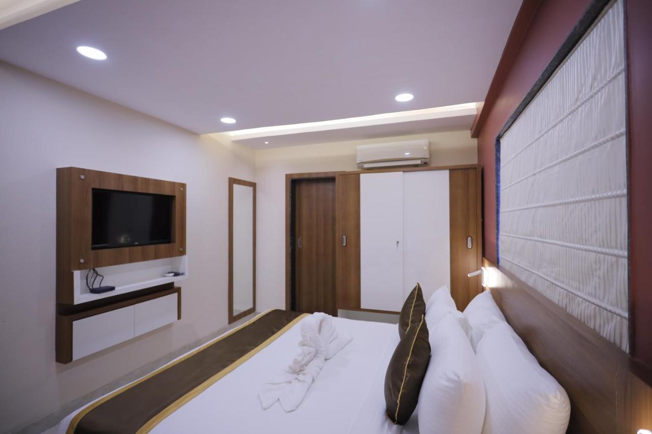 THE AVENUE HOTEL @Ballygunge Kolkata Bagian luar foto