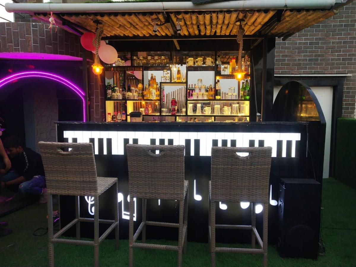 THE AVENUE HOTEL @Ballygunge Kolkata Bagian luar foto