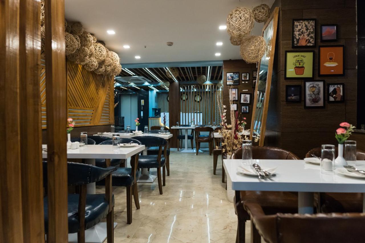 THE AVENUE HOTEL @Ballygunge Kolkata Bagian luar foto