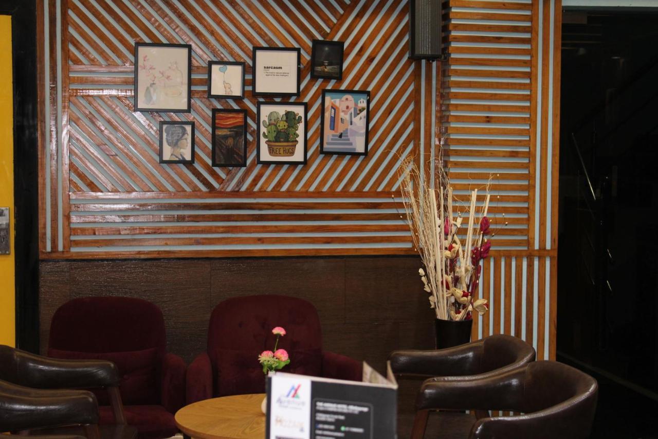 THE AVENUE HOTEL @Ballygunge Kolkata Bagian luar foto